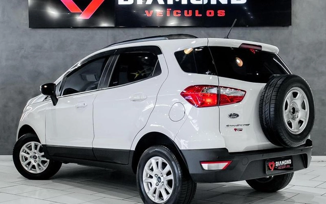 imagem-https://www.socarrao.com.br/sc-vehicle-images-prod/2837834/1784917799097-8168823_16_B_d0046d7fc4.jpeg