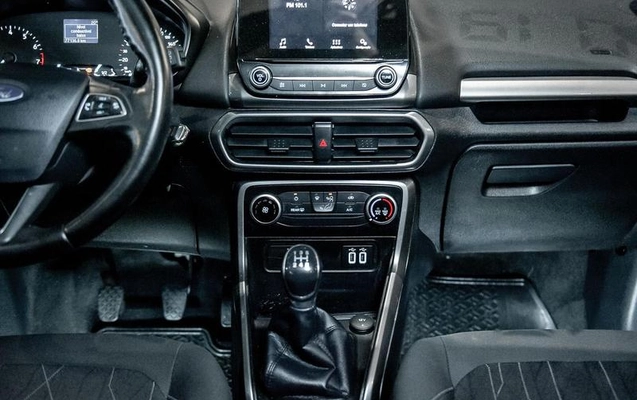 imagem-https://www.socarrao.com.br/sc-vehicle-images-prod/2837834/1784917799099-8168823_30_B_088cd817e1.jpeg