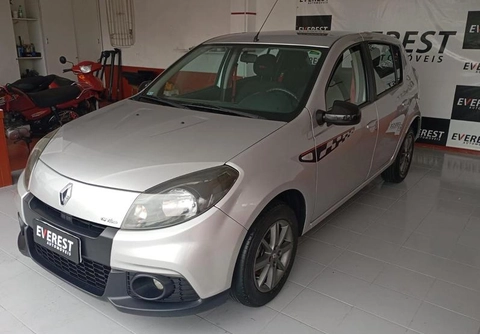 Renault Sandero 2013 Prata — foto 1 de 3