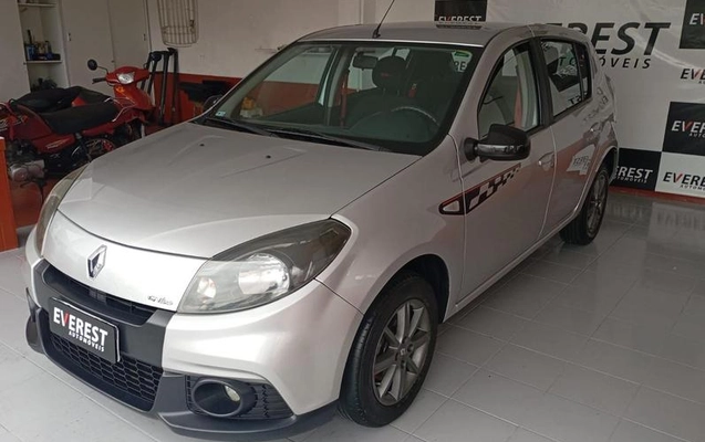 imagem-https://www.socarrao.com.br/sc-vehicle-images-prod/2837883/1786724304321-8291789_6_B_3717e4b2ca.jpeg