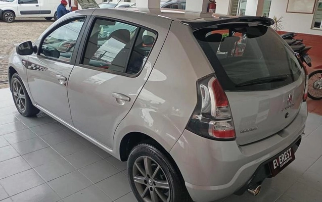 imagem-https://www.socarrao.com.br/sc-vehicle-images-prod/2837883/1786724304327-8291789_0_B_91d1432d39.jpeg