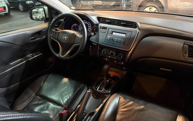 imagem-https://www.socarrao.com.br/sc-vehicle-images-prod/2838040/1789482019353-8308479_16_B_408bccca05.jpeg