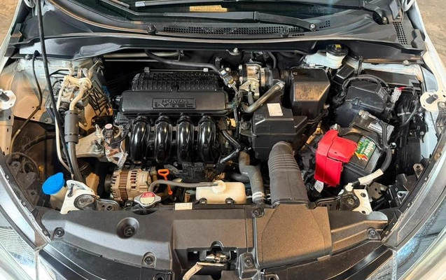 imagem-https://www.socarrao.com.br/sc-vehicle-images-prod/2838040/1789482019358-8308479_5_B_4052b21df2.jpeg