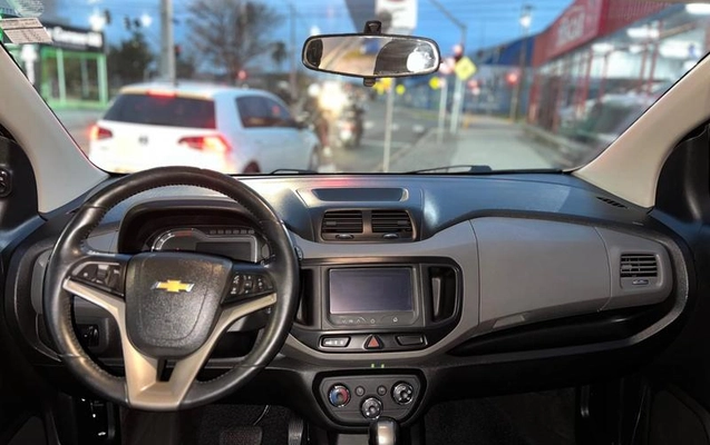 imagem-https://www.socarrao.com.br/sc-vehicle-images-prod/2838112/1789159976231-8312907_13_B_c9be9c1a37.jpeg