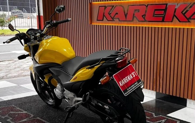 imagem-https://www.socarrao.com.br/sc-vehicle-images-prod/2838150/1789489395763-8262726_2_B_5d91ed2d2c.jpeg