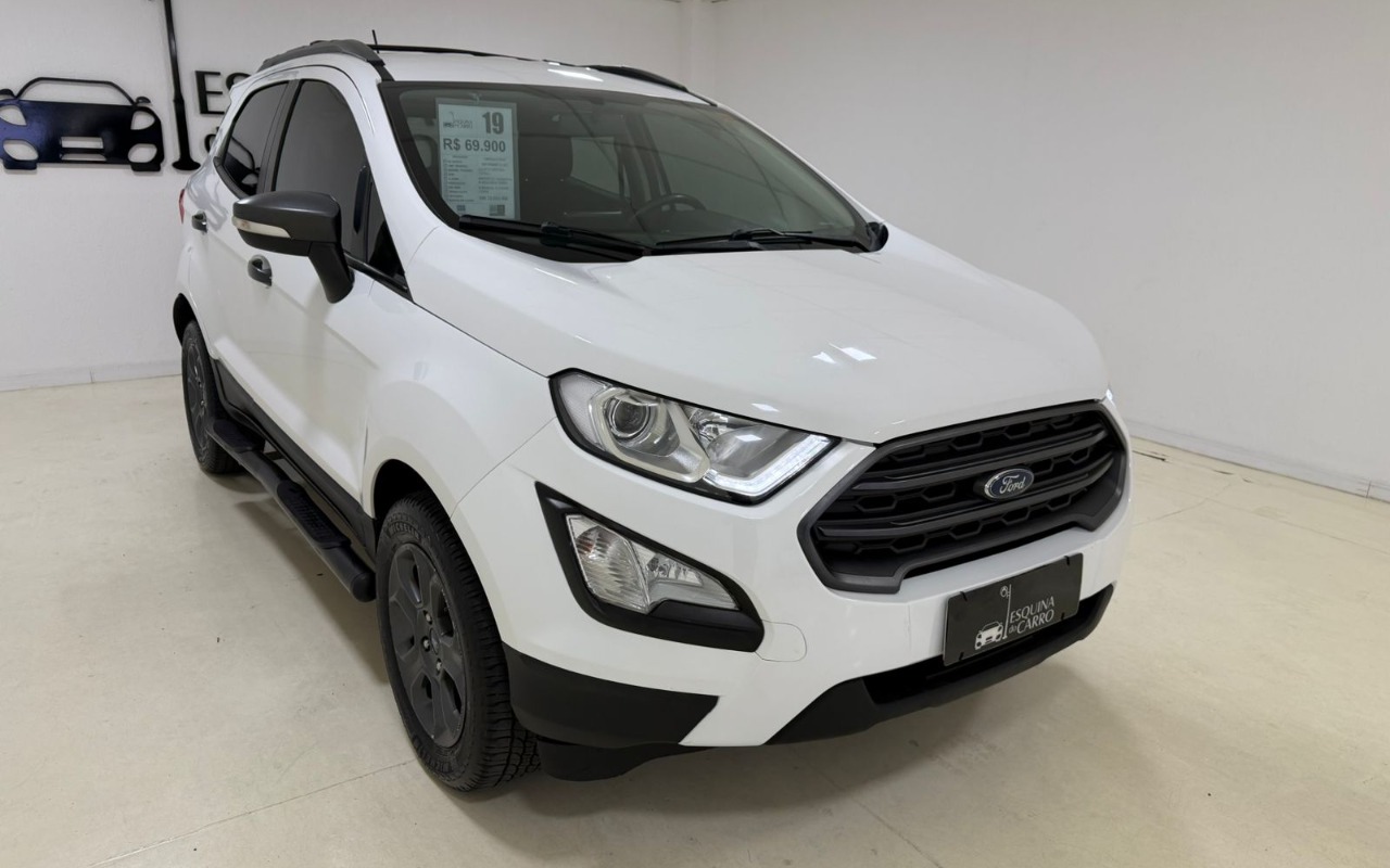 imagem-https://www.socarrao.com.br/sc-vehicle-images-prod/2838466/1784920554597-V2hhdHNBcHAgSW1hZ2UgMjAyNi0wNC0yMyBhdCAxNS4xOC4yMSAoMykuanBlZw.jpeg