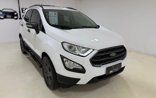 imagem-https://www.socarrao.com.br/sc-vehicle-images-prod/2838466/1784920554597-V2hhdHNBcHAgSW1hZ2UgMjAyNi0wNC0yMyBhdCAxNS4xOC4yMSAoMykuanBlZw.jpeg