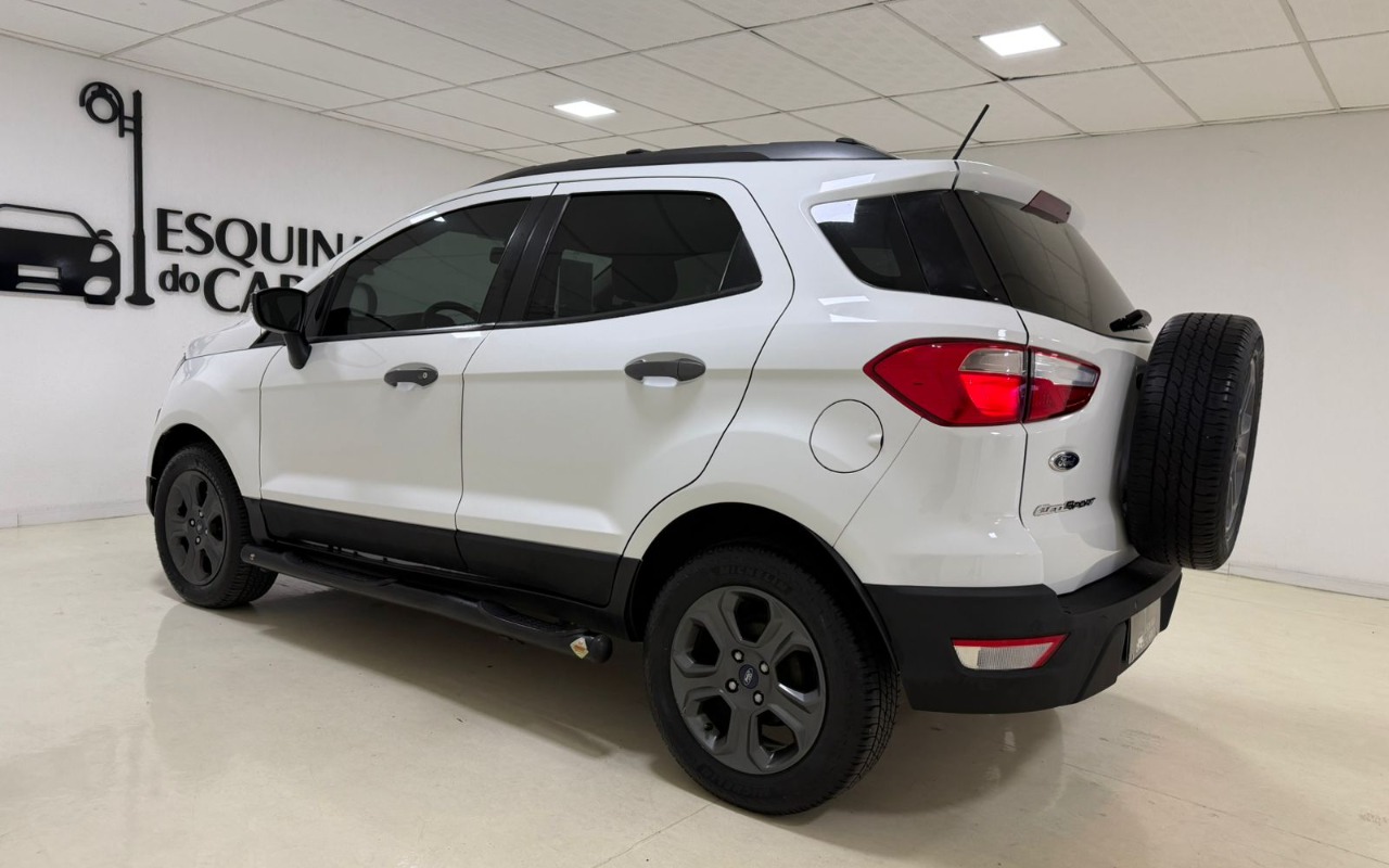 imagem-https://www.socarrao.com.br/sc-vehicle-images-prod/2838466/1784920555096-V2hhdHNBcHAgSW1hZ2UgMjAyNi0wNC0yMyBhdCAxNS4xOC4yMy5qcGVn.jpeg