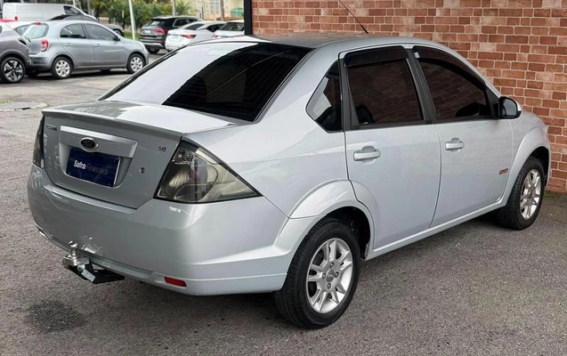 imagem-https://www.socarrao.com.br/sc-vehicle-images-prod/2838597/1785505165753-8302243_4_B_6124d5885a.jpeg