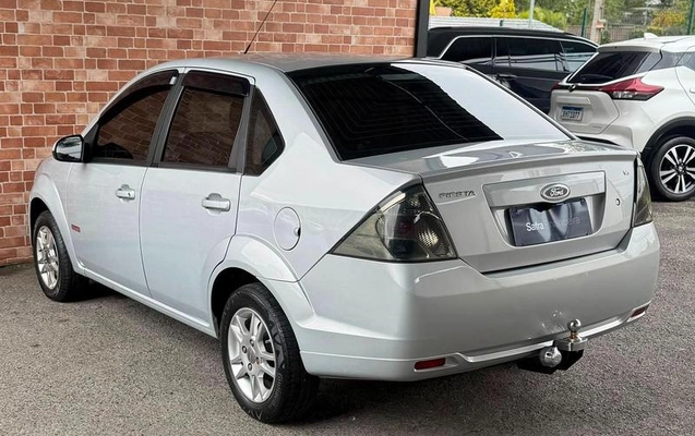imagem-https://www.socarrao.com.br/sc-vehicle-images-prod/2838597/1785505165755-8302243_6_B_8a86956a03.jpeg