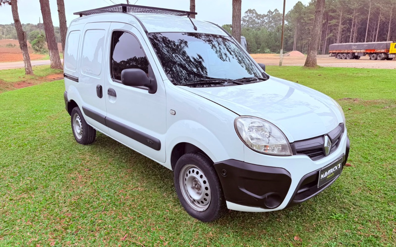 Renault Kangoo Express Hi-Flex 1.6 16V na cor Branco em Agudos do Sul / PR - 2838638