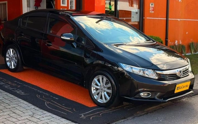 imagem-https://www.socarrao.com.br/sc-vehicle-images-prod/2838777/1787661658912-8226587_4_B_4b45662632.jpeg