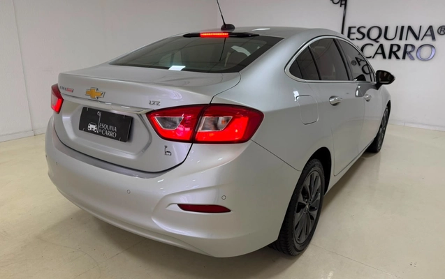 imagem-https://www.socarrao.com.br/sc-vehicle-images-prod/2838948/1784922105670-V2hhdHNBcHAgSW1hZ2UgMjAyNi0wNy0yNCBhdCAxNC4wNi4yNiAoMikuanBlZw.jpeg