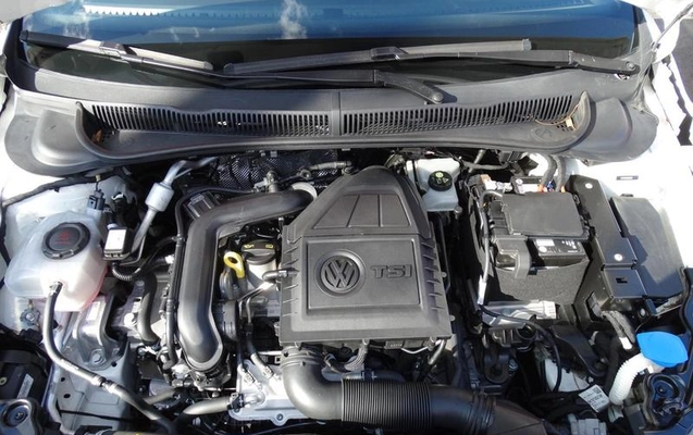 imagem-https://www.socarrao.com.br/sc-vehicle-images-prod/2838950/1787227589319-8295380_17_B_56bf7e4d27.jpeg