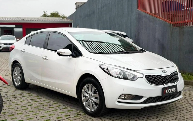 imagem-https://www.socarrao.com.br/sc-vehicle-images-prod/2838970/1789149636382-8313340_9_B_956d810874.jpeg