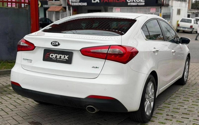 imagem-https://www.socarrao.com.br/sc-vehicle-images-prod/2838970/1789149636385-8313340_7_B_730d42313b.jpeg