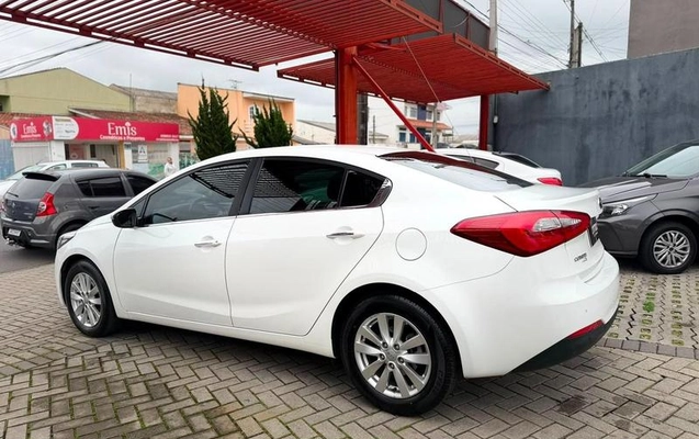 imagem-https://www.socarrao.com.br/sc-vehicle-images-prod/2838970/1789149636388-8313340_3_B_696e9423b1.jpeg