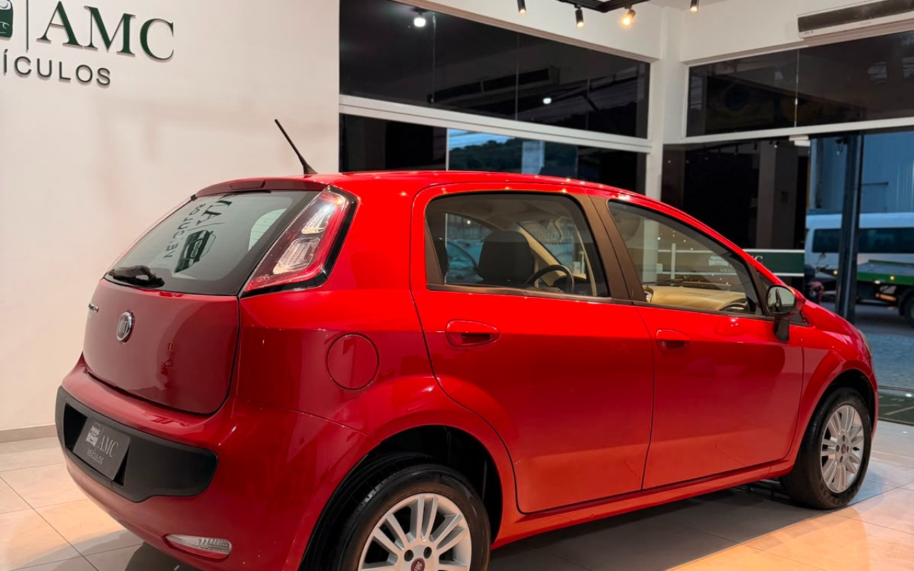 imagem-https://www.socarrao.com.br/sc-vehicle-images-prod/2839010/1784922456178-V2hhdHNBcHAgSW1hZ2UgMjAyNi0wNy0yMyBhdCAxNy40Mi4wNy5qcGVn.jpeg