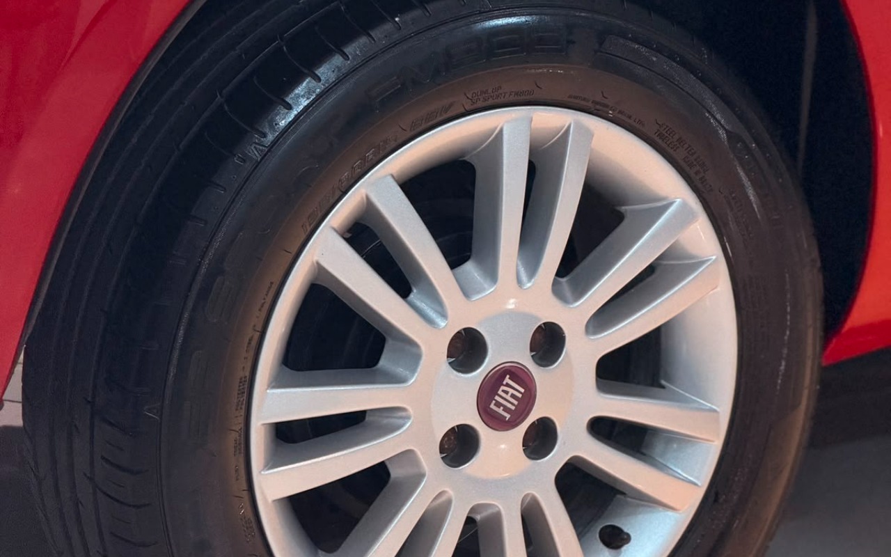 imagem-https://www.socarrao.com.br/sc-vehicle-images-prod/2839010/1784922457495-V2hhdHNBcHAgSW1hZ2UgMjAyNi0wNy0yMyBhdCAxNy40Mi4wNyAoMSkuanBlZw.jpeg