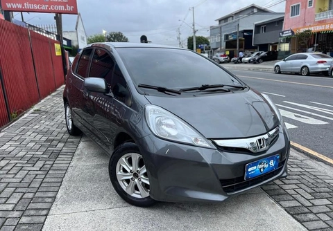 Honda Fit 2013 Cinza — foto 1 de 3