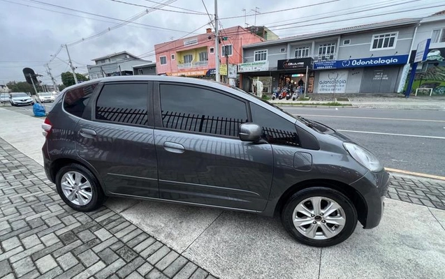 imagem-https://www.socarrao.com.br/sc-vehicle-images-prod/2839054/1785782078833-8313441_3_B_edbcfb4124.jpeg