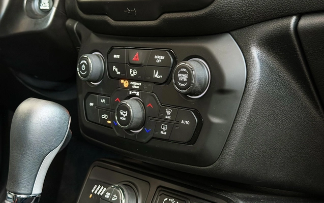 imagem-https://www.socarrao.com.br/sc-vehicle-images-prod/2839063/1784922761449-a07decd8fa7742d8b1982929c0d5c0a1_1784922705045.jpg