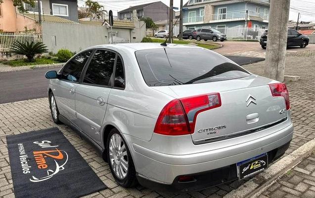 imagem-https://www.socarrao.com.br/sc-vehicle-images-prod/2839073/1785257729442-8302122_9_B_5f2bd4e1f8.jpeg