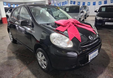 Nissan MARCH 2013 Preto — foto 1 de 3