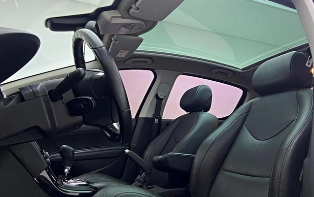 imagem-https://www.socarrao.com.br/sc-vehicle-images-prod/2839229/1787931397174-8300145_9_B_8c5061ed18.jpeg