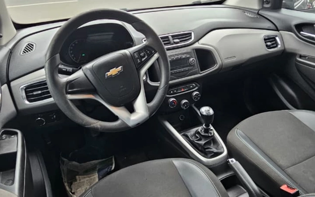 imagem-https://www.socarrao.com.br/sc-vehicle-images-prod/2839508/1784923715344-NjJkMWJlZWItYmZhYy00ZTQ4LTk1NWQtZDU3ZjM3Yzk2YWY4LmpwZw.jpg