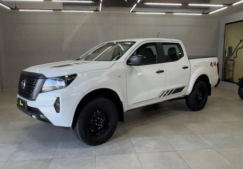 Nissan Frontier 2023 Branco — foto 1 de 3