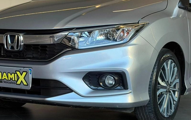 imagem-https://www.socarrao.com.br/sc-vehicle-images-prod/2839519/1789661186631-8313608_2_B_89decbc72e.jpeg