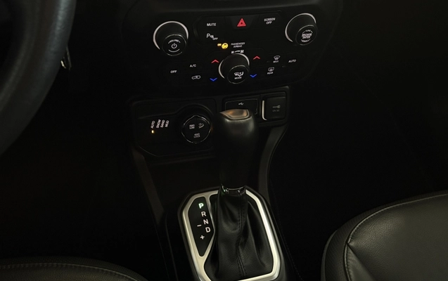 imagem-https://www.socarrao.com.br/sc-vehicle-images-prod/2839571/1786800319081-460G1ObtKCYz8X5ku1rTmM4Ez7eOEc87.jpg