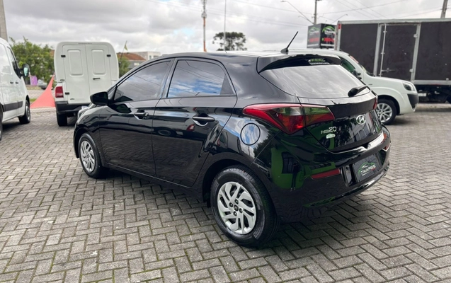 imagem-https://www.socarrao.com.br/sc-vehicle-images-prod/2839919/1784925517334-V2hhdHNBcHAgSW1hZ2UgMjAyNi0wMS0yMCBhdCAxNi40Mi4wMSAoMikuanBlZw.jpeg