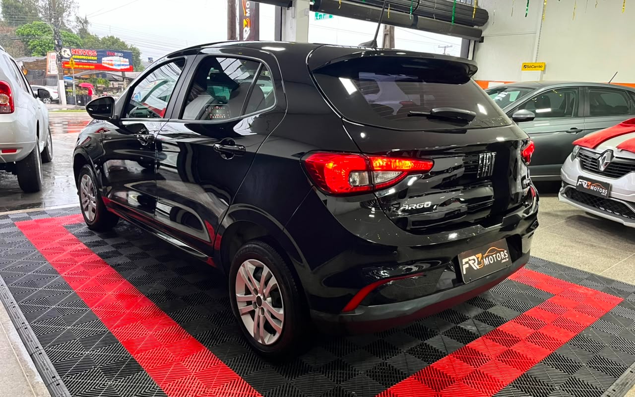 imagem-https://www.socarrao.com.br/sc-vehicle-images-prod/2839960/1784925676897-V2hhdHNBcHAgSW1hZ2UgMjAyNi0wNy0yMiBhdCAxNy4xOS4zNiAoNCkuanBlZw.jpeg