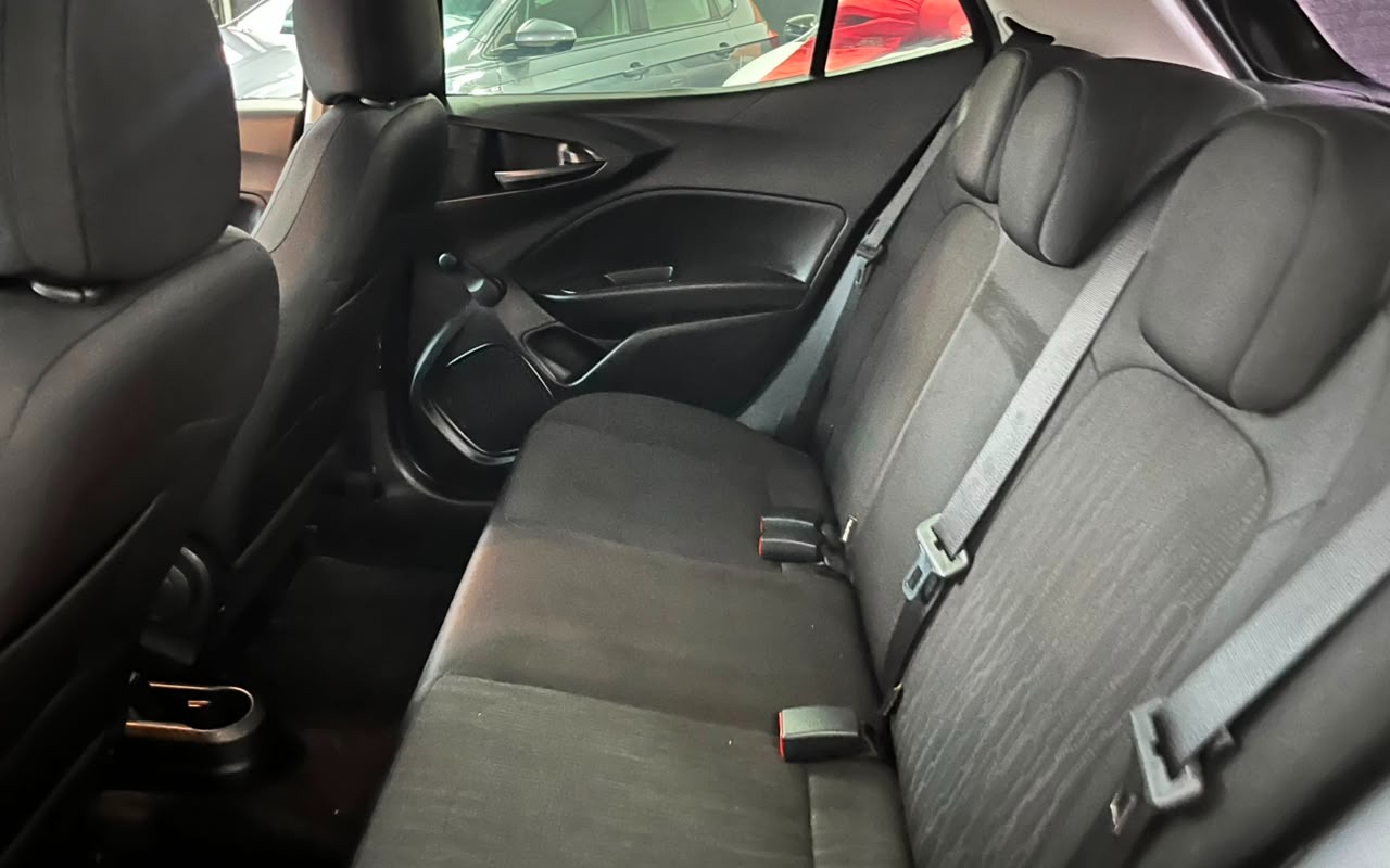 imagem-https://www.socarrao.com.br/sc-vehicle-images-prod/2839960/1784925676950-V2hhdHNBcHAgSW1hZ2UgMjAyNi0wNy0yMiBhdCAxNy4xOS4zNSAoMSkuanBlZw.jpeg