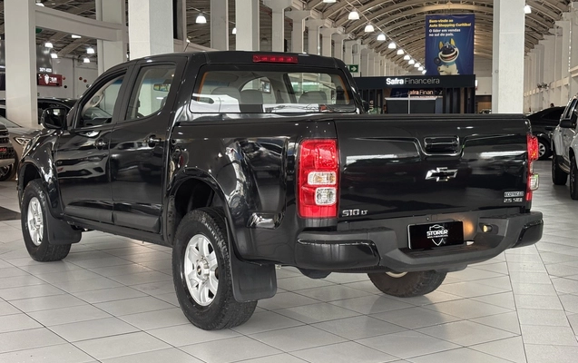 imagem-https://www.socarrao.com.br/sc-vehicle-images-prod/2840394/1784927517656-1_061015.jpg