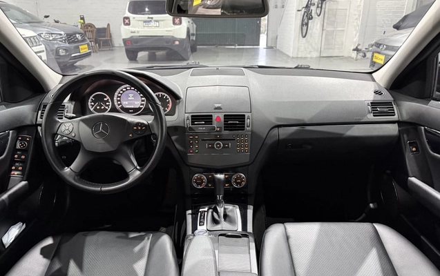 imagem-https://www.socarrao.com.br/sc-vehicle-images-prod/2840608/1784928613237-vehicle_image_1784928040_bd46f607aef9ddbd21dd394c00d57063.jpeg