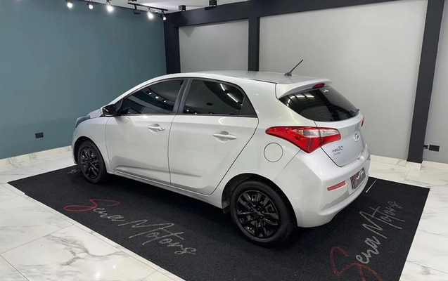 imagem-https://www.socarrao.com.br/sc-vehicle-images-prod/2840748/1789663015519-8185552_5_B_fd5d75283f.jpeg