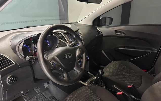 imagem-https://www.socarrao.com.br/sc-vehicle-images-prod/2840748/1789663015526-8185552_9_B_b16b034725.jpeg