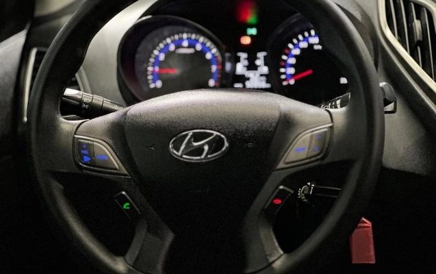 imagem-https://www.socarrao.com.br/sc-vehicle-images-prod/2840748/1789663015535-8185552_15_B_f84779b493.jpeg