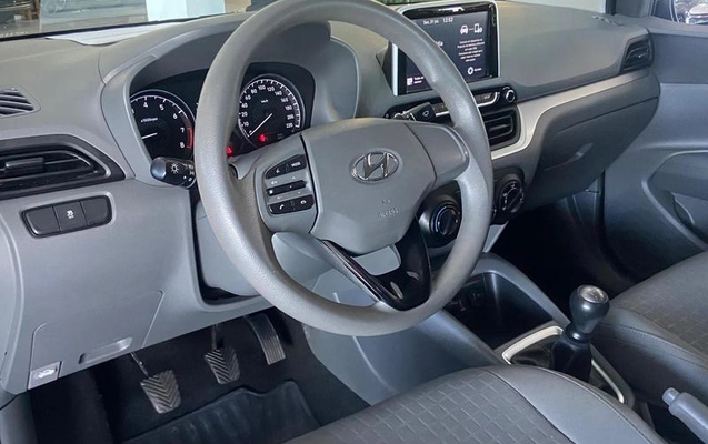 imagem-https://www.socarrao.com.br/sc-vehicle-images-prod/2840880/1785591089090-8311935_13_B_197cf97b9a.jpeg