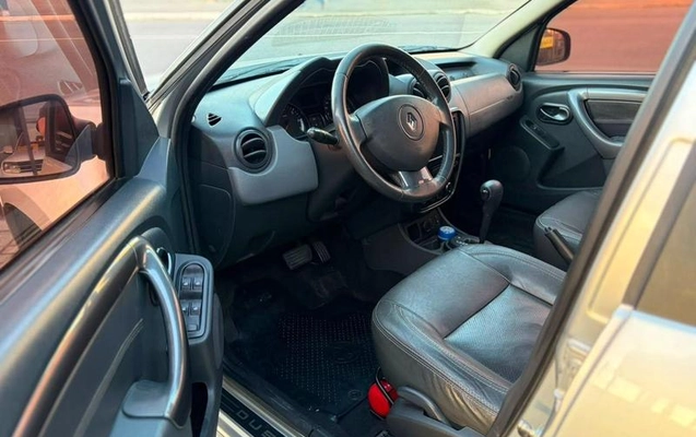 imagem-https://www.socarrao.com.br/sc-vehicle-images-prod/2851788/1788204722435-8291908_8_B_552fa453f8.jpeg