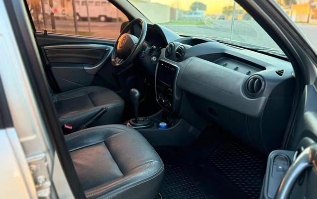 imagem-https://www.socarrao.com.br/sc-vehicle-images-prod/2851788/1788204722439-8291908_10_B_2749eddf2b.jpeg