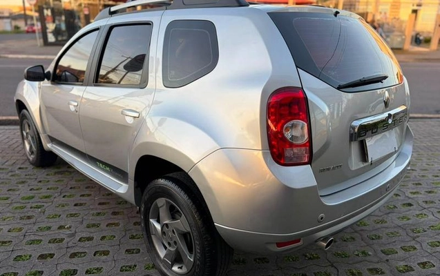 imagem-https://www.socarrao.com.br/sc-vehicle-images-prod/2851788/1788204722446-8291908_10_B_d4b92c05c5.jpeg