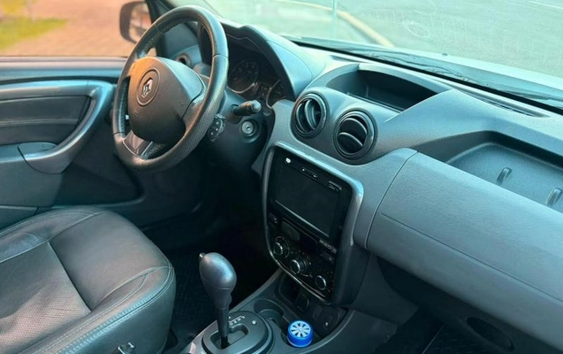 imagem-https://www.socarrao.com.br/sc-vehicle-images-prod/2851788/1788204722448-8291908_12_B_d6ba61f063.jpeg