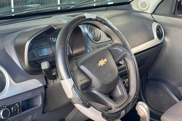 imagem-https://www.socarrao.com.br/sc-vehicle-images-prod/2851819/1788191163789-8313308_11_B_4f402d3824.jpeg