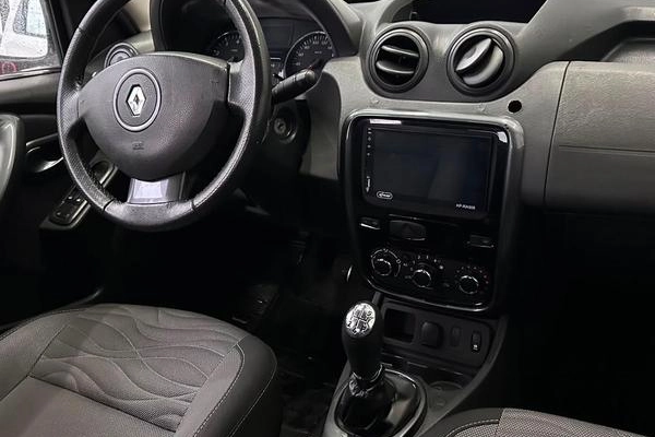 imagem-https://www.socarrao.com.br/sc-vehicle-images-prod/2851821/1790024780594-8307450_13_B_16a93a3c6b.jpeg