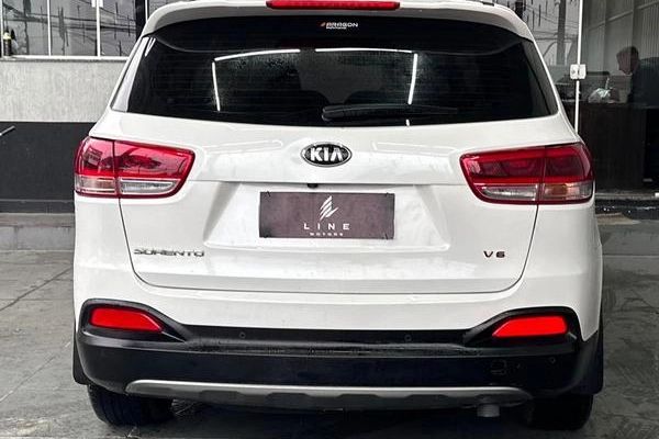 imagem-https://www.socarrao.com.br/sc-vehicle-images-prod/2851822/1788199374179-8309288_10_B_153bc1f445.jpeg