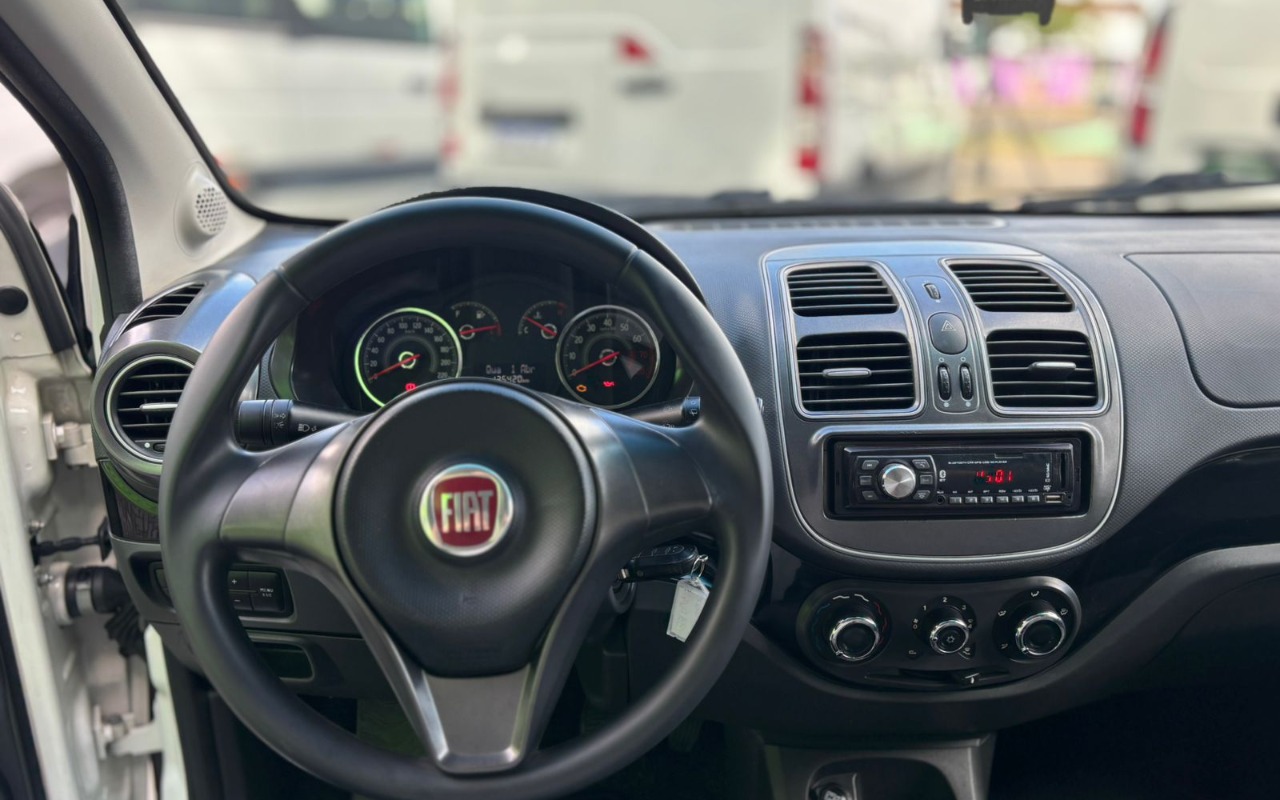imagem-https://www.socarrao.com.br/sc-vehicle-images-prod/2851830/1784982948527-V2hhdHNBcHAgSW1hZ2UgMjAyNi0wNC0wMSBhdCAxNS4xOC4xOSAoMSkuanBlZw.jpeg